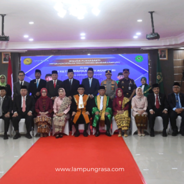Ketua DPRD Provinsi Lampung Hadiri Wisuda Purna Bhakti Ketua Pengadilan Tinggi Agama Bandar Lampung