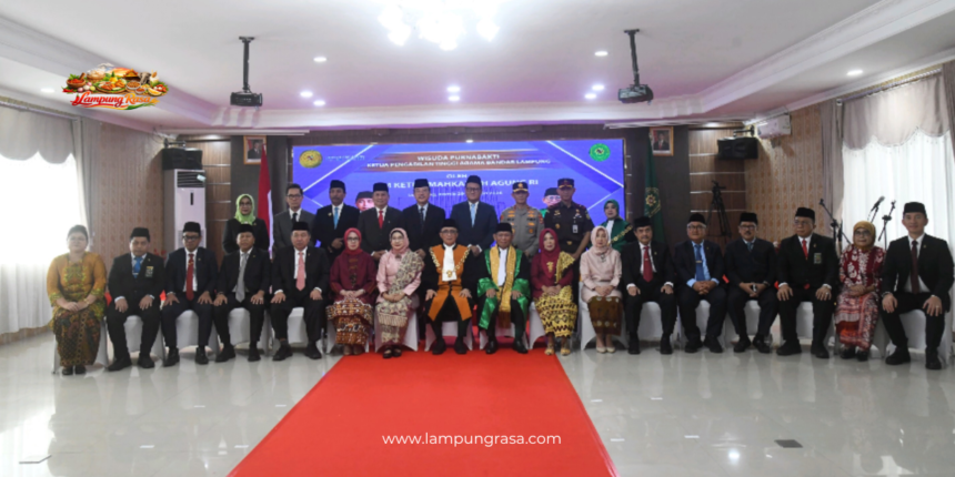Ketua DPRD Provinsi Lampung Hadiri Wisuda Purna Bhakti Ketua Pengadilan Tinggi Agama Bandar Lampung
