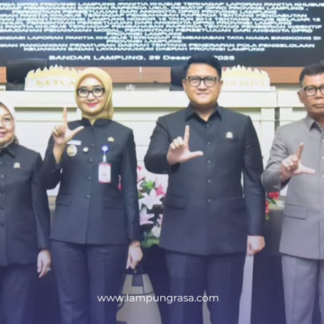 Rapat Paripurna di Ruang Sidang DPRD Provinsi Lampung.